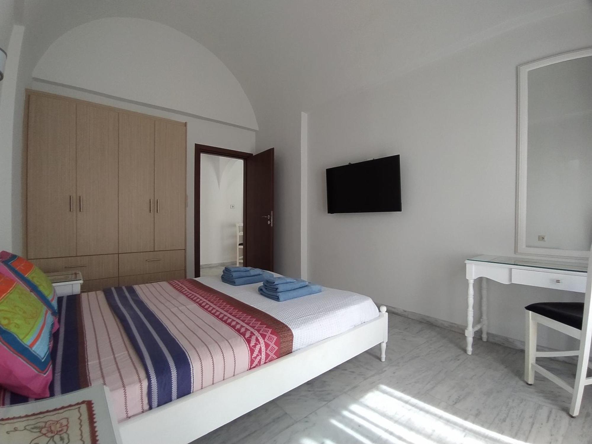 Chariot Apartments Santorini Kamári Exterior foto