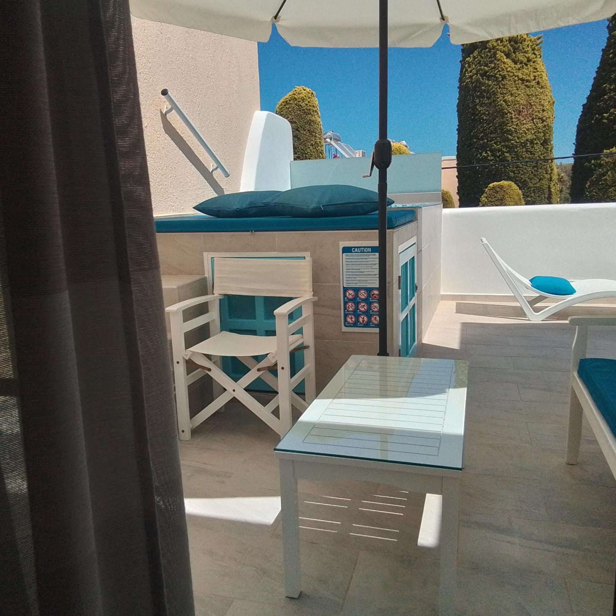 Chariot Apartments Santorini Kamári Exterior foto
